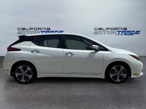 2022 Nissan Leaf SV 40 kWh