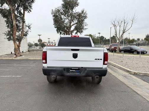 2021 RAM 1500 Classic Warlock Crew Cab 4x4 5'7' Box