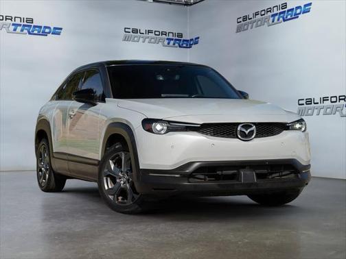 2022 Mazda MX-30 Premium Plus