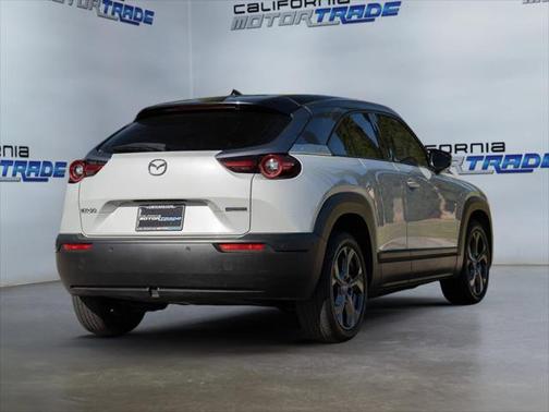 2022 Mazda MX-30 Premium Plus