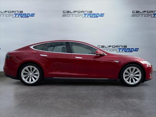 2016 Tesla Model S 90D