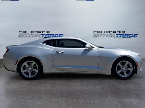 2018 Chevrolet Camaro 1LS