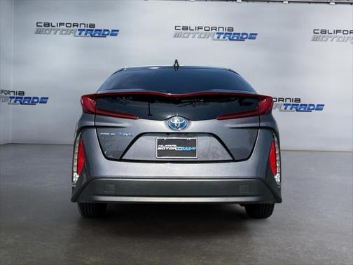 2021 Toyota Prius Prime LE