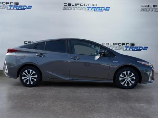 2021 Toyota Prius Prime LE