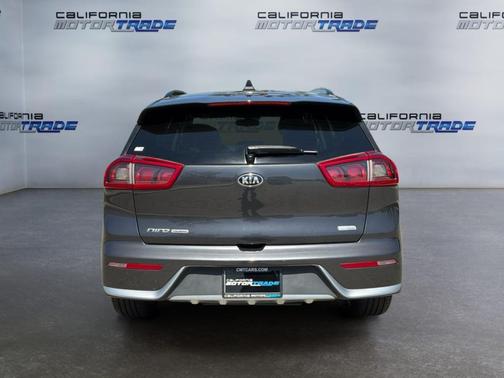 Platinum Graphite 2019 Kia Niro s Touring
