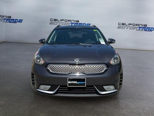 Platinum Graphite 2019 Kia Niro s Touring