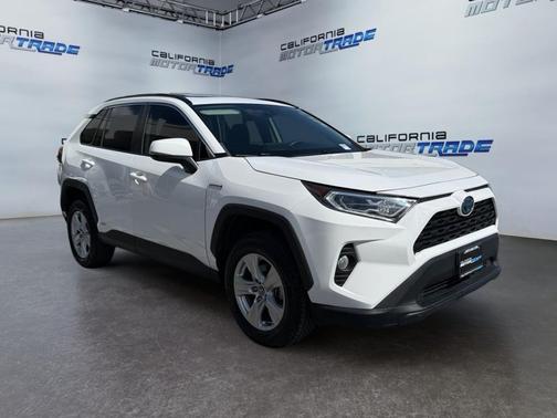 2020 Toyota RAV4 Hybrid XLE