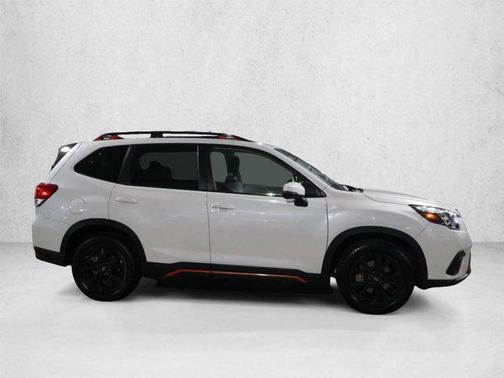 Crystal White Pearl 2024 Subaru Forester Sport