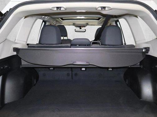 Crystal White Pearl 2024 Subaru Forester Sport