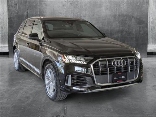 2023 Audi Q7 55 Premium