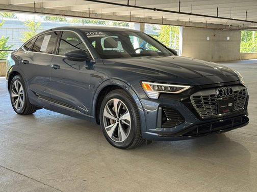 2024 Audi Q8 e-tron Premium Plus