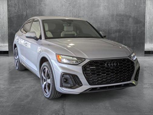2022 Audi Q5 45 S line Premium Plus