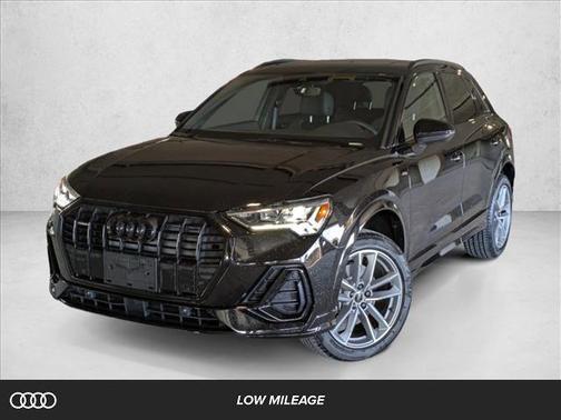 2025 Audi Q3 Premium 45 TFSI S line quattro Tiptronic
