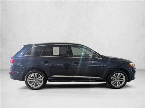 2025 Audi Q7 45 Premium Plus