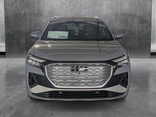 2025 Audi Q4 e-tron Premium 55 quattro
