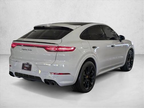 2022 Porsche Cayenne Turbo
