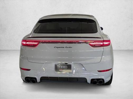 2022 Porsche Cayenne Turbo