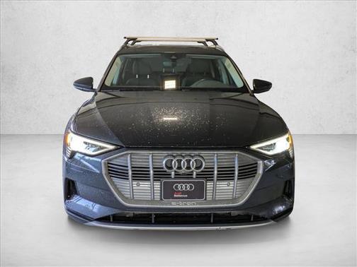 2019 Audi e-tron Premium Plus