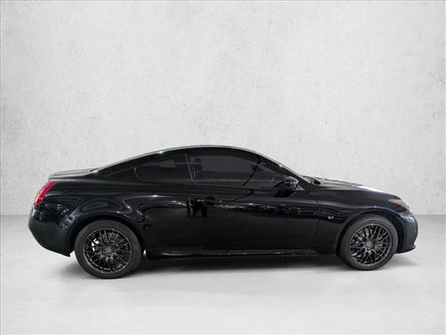 2014 INFINITI Q60 Base