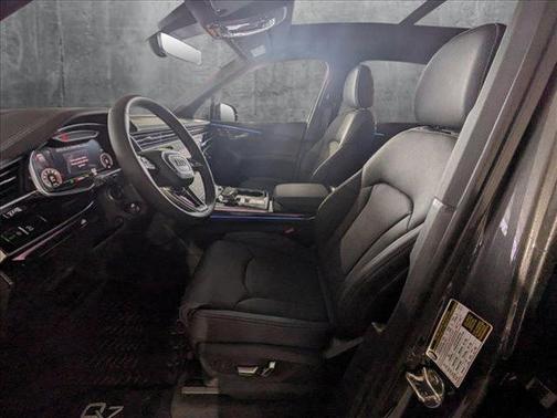 2025 Audi Q7 55 Prestige