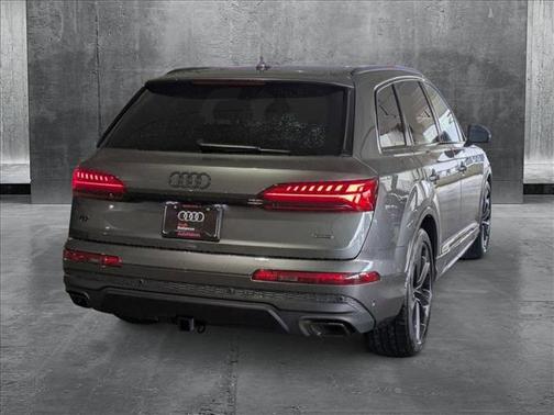 2025 Audi Q7 55 Prestige