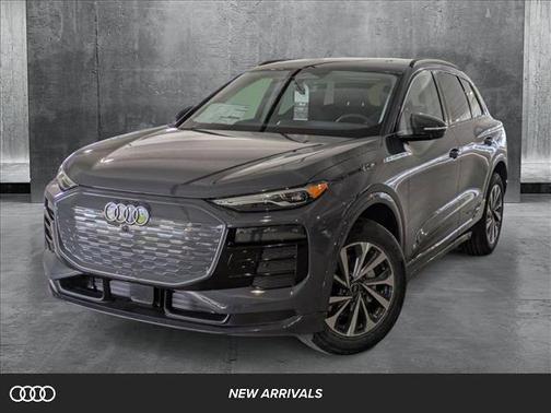 2025 Audi Q6 e-tron Premium quattro