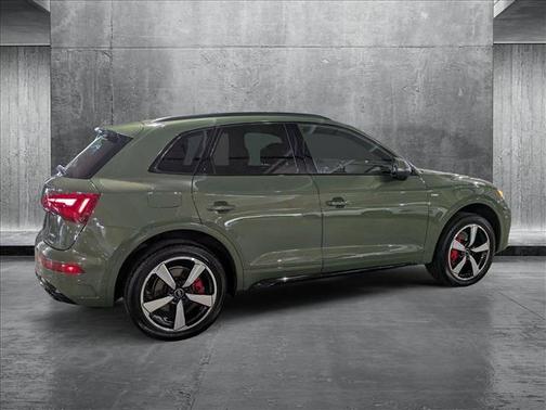 2024 Audi Q5 45 S line Premium Plus