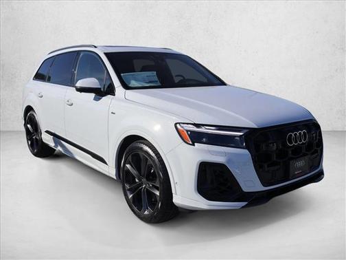 Glacier White Metallic 2026 Audi Q7 55 Premium Plus