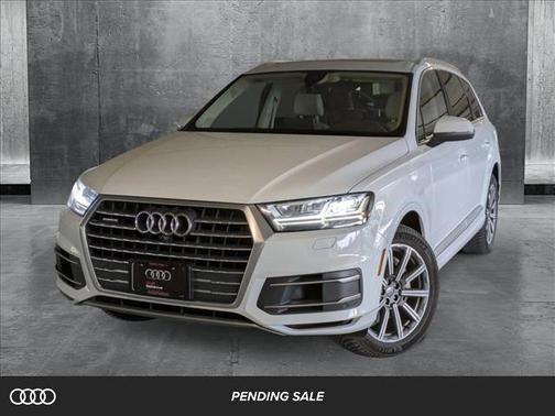 2019 Audi Q7 55 Premium Plus