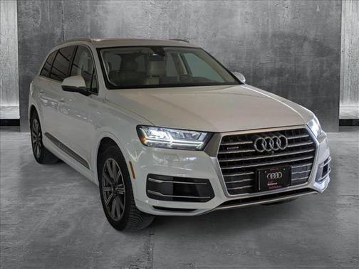 2019 Audi Q7 55 Premium Plus
