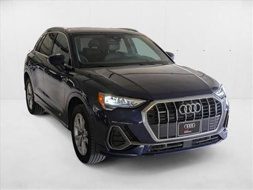 2022 Audi Q3 45 S line Premium
