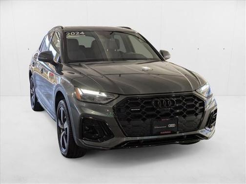 2024 Audi Q5 45 S line Premium Plus