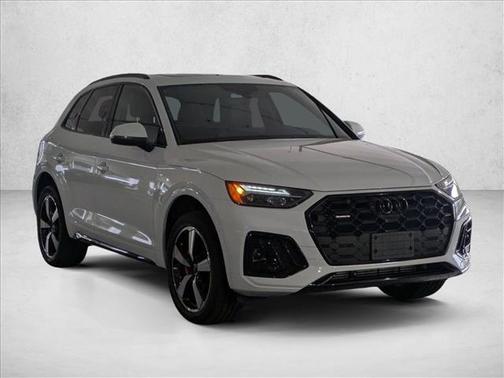 2024 Audi Q5 45 S line Premium Plus