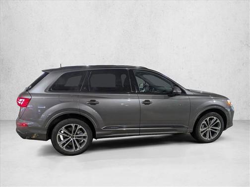 2025 Audi Q7 45 Premium Plus