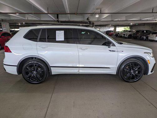 2022 Volkswagen Tiguan 2.0T SE R-Line Black 4MOTION