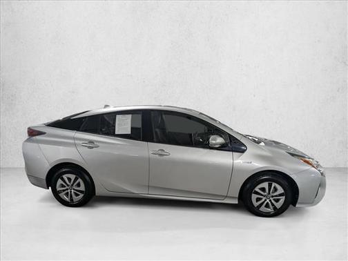 2016 Toyota Prius Three