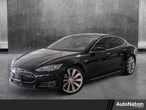 2015 Tesla Model S 90D