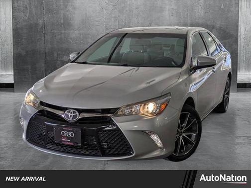 2016 Toyota Camry XSE