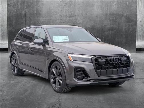 2025 Audi Q7 55 Premium Plus