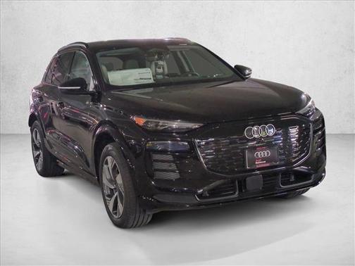 2025 Audi Q6 e-tron Premium quattro