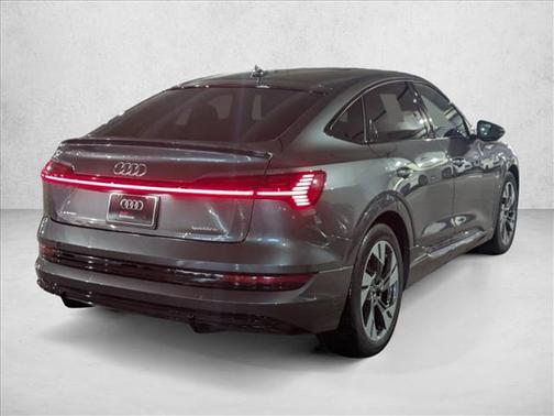 2023 Audi e-tron Sportback S line Premium