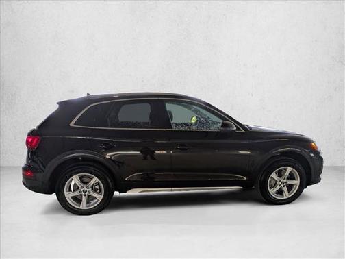 2023 Audi Q5 40 Premium