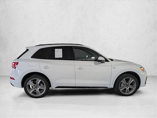 2025 Audi Q5 45 S line Premium