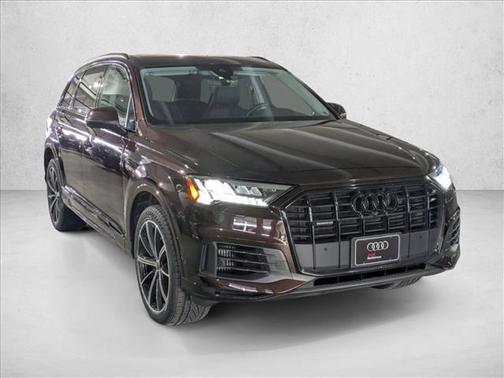 2021 Audi Q7 55 Premium Plus