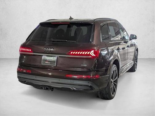 2021 Audi Q7 55 Premium Plus