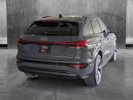 2025 Audi Q6 e-tron Premium Plus quattro