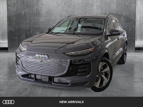 2025 Audi Q6 e-tron Premium Plus quattro