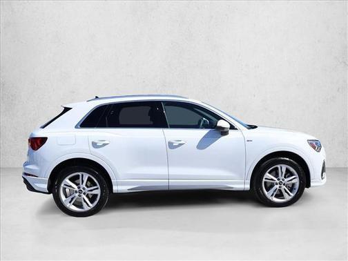 Glacier White Metallic 2023 Audi Q3 45 S line Premium Plus