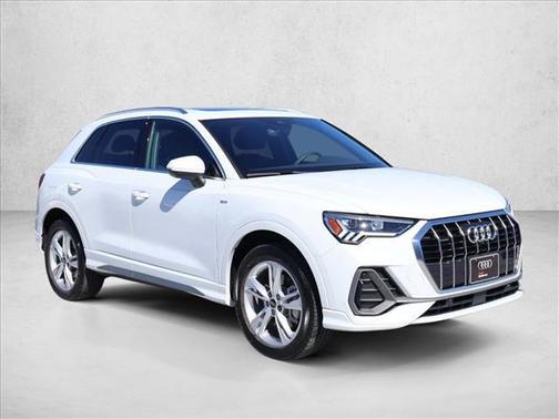 Glacier White Metallic 2023 Audi Q3 45 S line Premium Plus