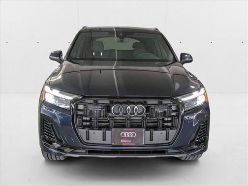 2025 Audi Q7 45 Premium Plus